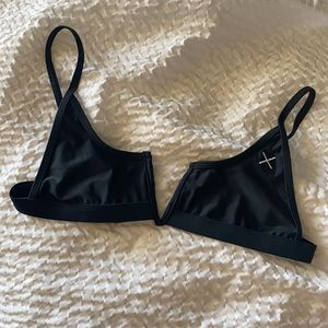 Boutine LA Manhattan V-cut Bikini Top